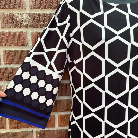 Laura Jeffries Classic print NWT Dress Black, white and blue Size 8 - Picture 3 of 5